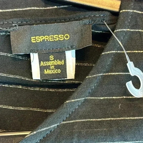 Espresso Black Ruched Sleeve Keyhole Closure Top Size S NWOT - Picture 7 of 8